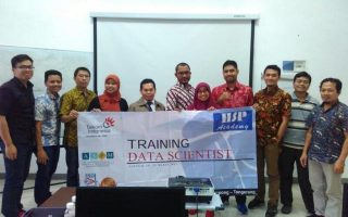 Training Data Scientist
